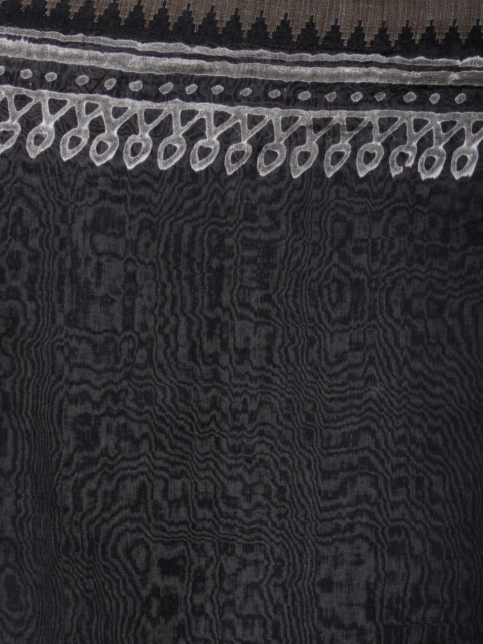 Black Red Grey Hand Block Printed in Natural Vegetable Colors Chanderi Saree With Geecha Border - S03170477