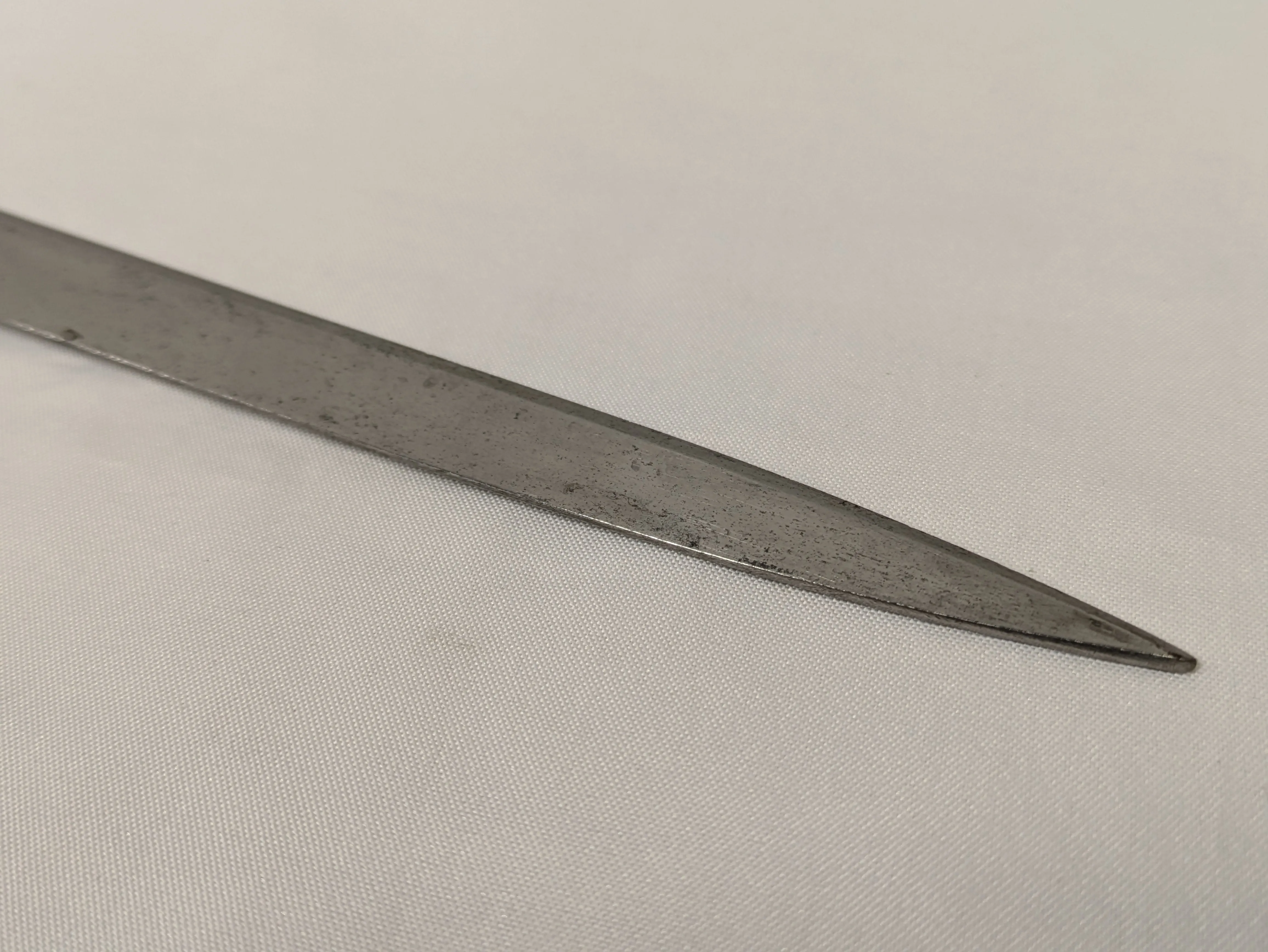 British 1897 Pattern Royal Engineers Officers Sword - J. Daniels & Co 425EG/2
