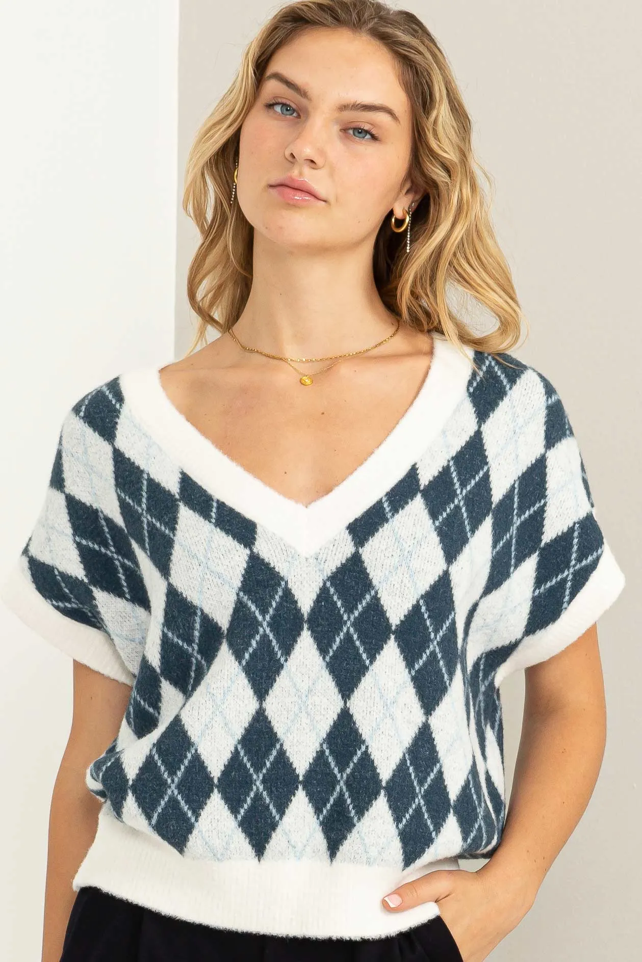 DZ23F068-Argyle Sweater Vest