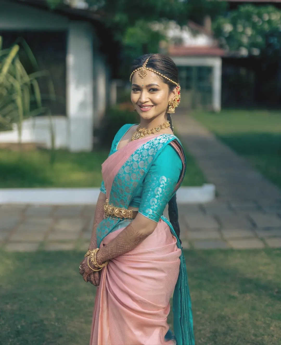 Enticing Peach Soft Banarasi Silk Saree With Impressive Blouse Piece
