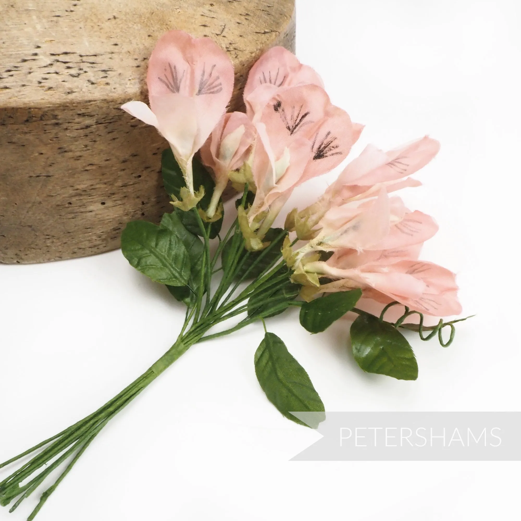 'Lara' Vintage Sweet Pea Silk Flower Millinery Hat Mount