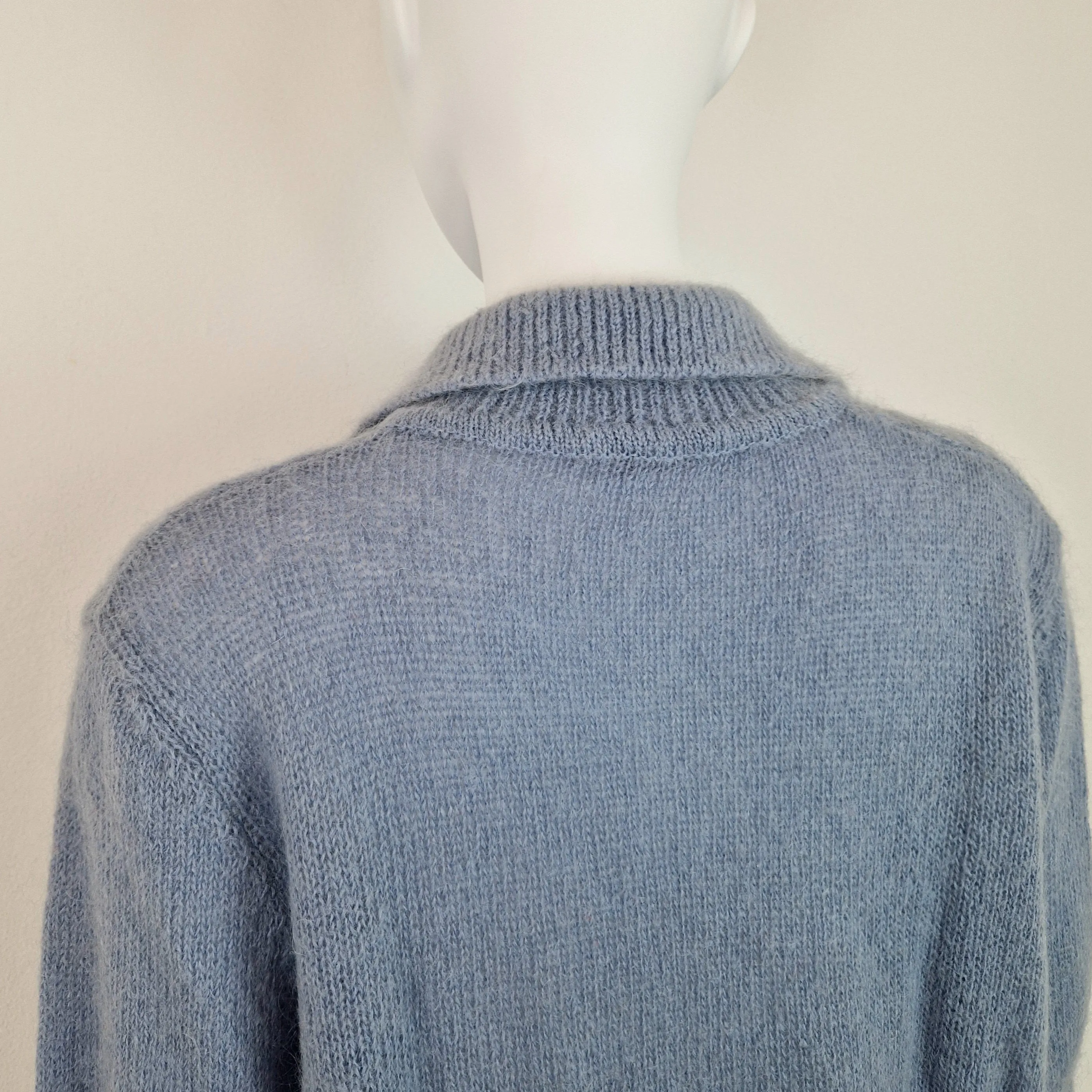 Maglione vintage azzurro ceruleo