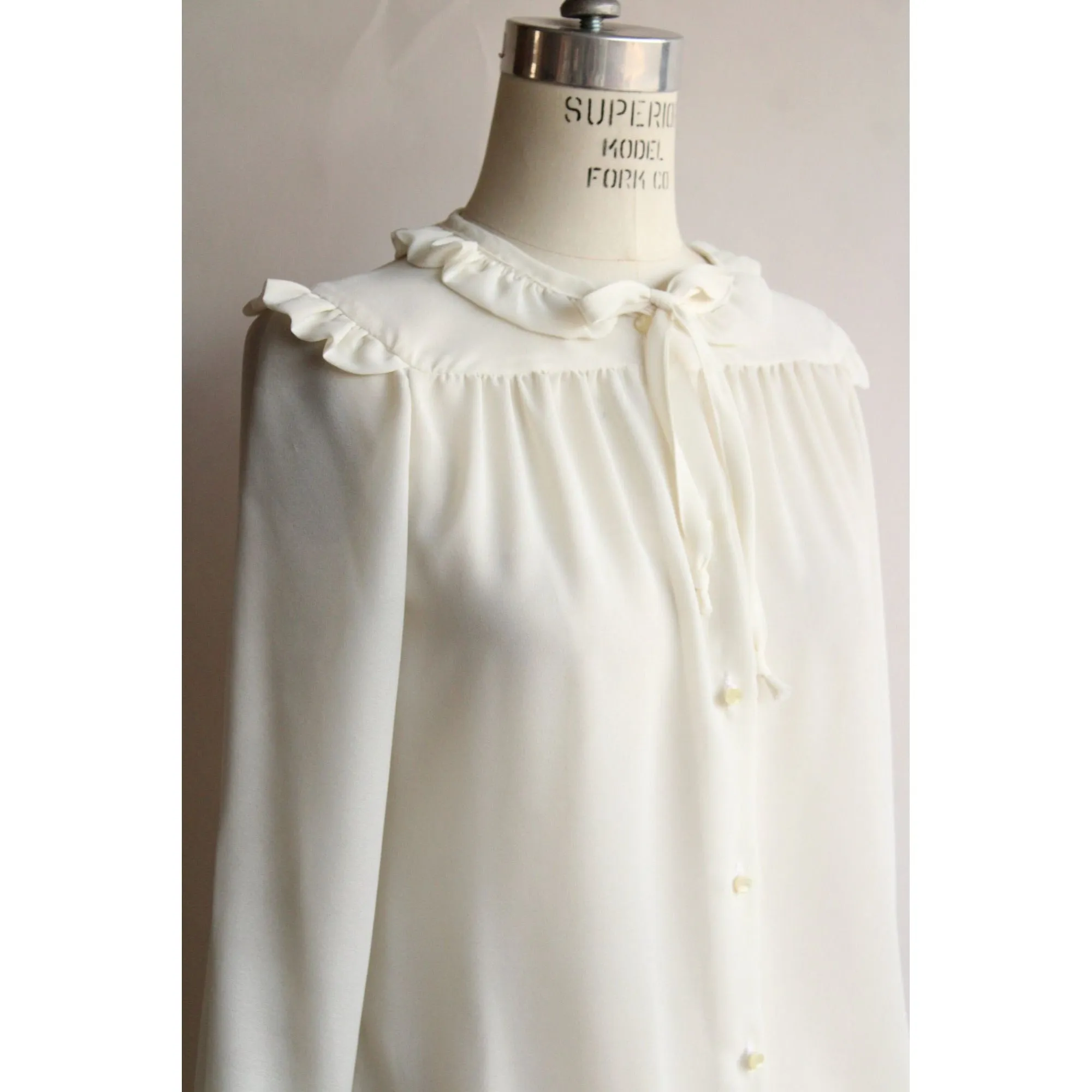 Vintage 1980s Blouse with Kitty Bow and Ruffled Collar